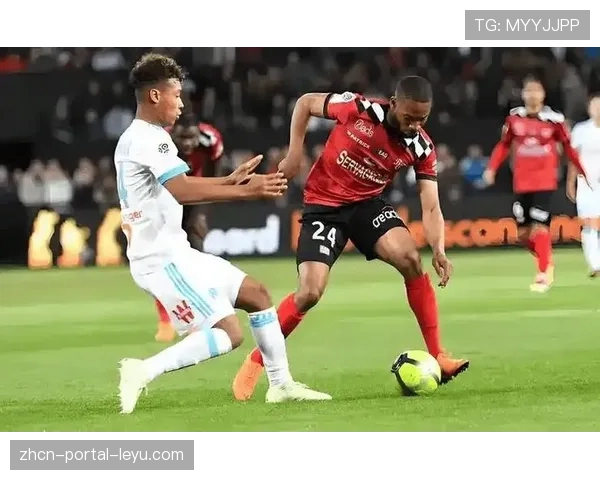 兰斯0-0闷平蒙彼利埃,两队门将分别做出数次精彩扑救 兰斯0-0闷平蒙彼利埃,两队门将分别做出数次精彩扑救